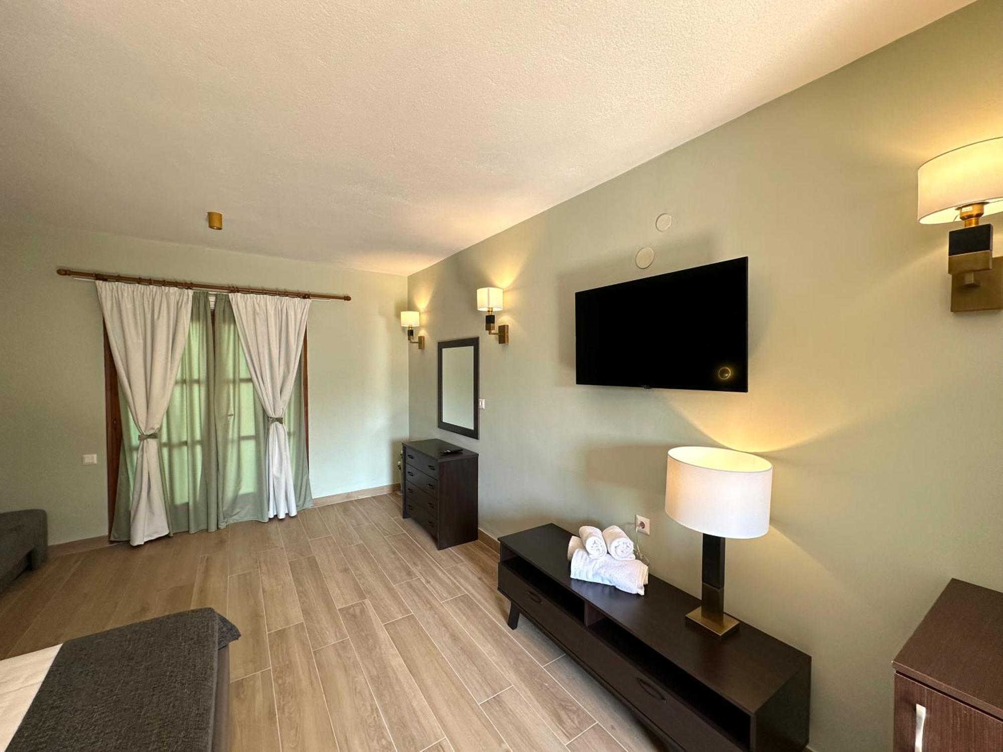 Hotel Prasino Horio à Arnaia Extérieur photo