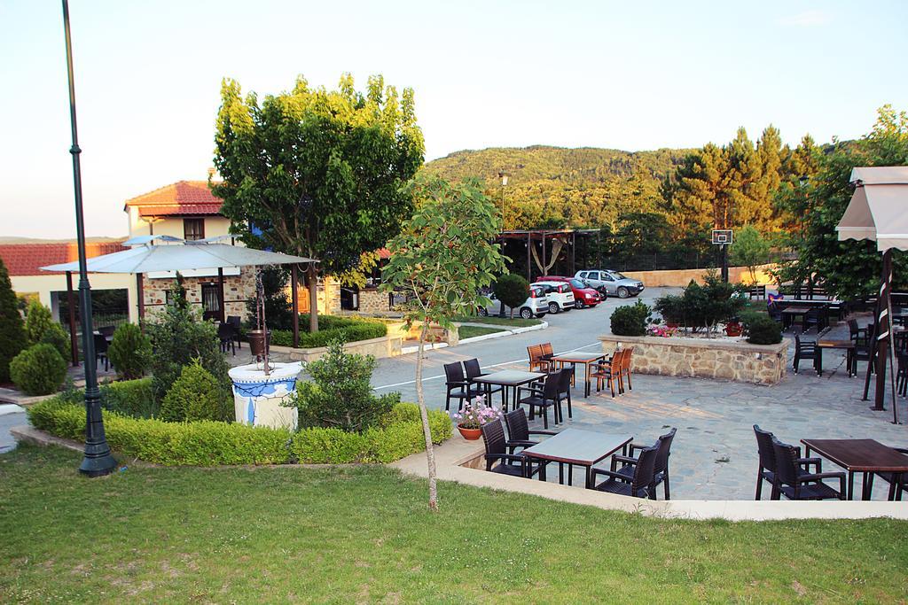 Hotel Prasino Horio à Arnaia Extérieur photo