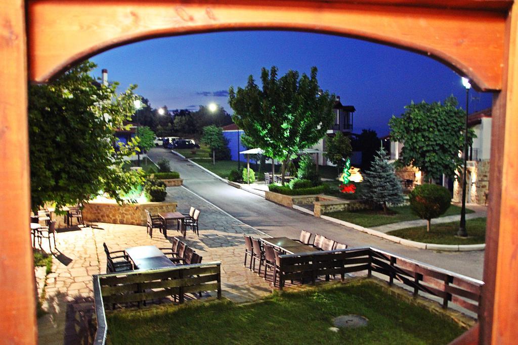 Hotel Prasino Horio à Arnaia Extérieur photo