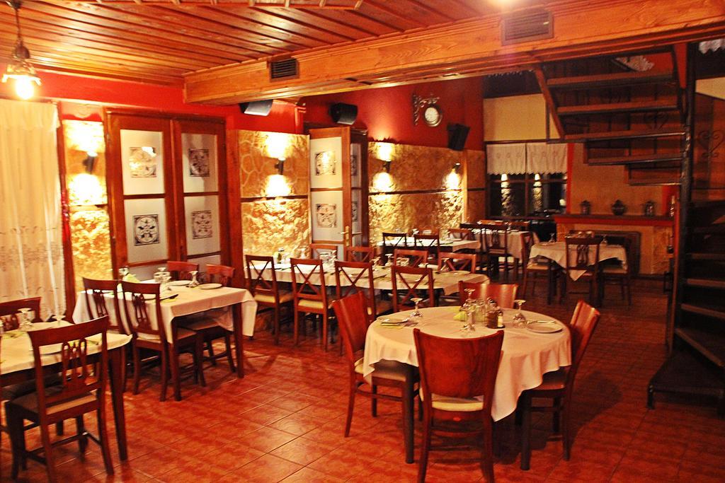 Hotel Prasino Horio à Arnaia Extérieur photo